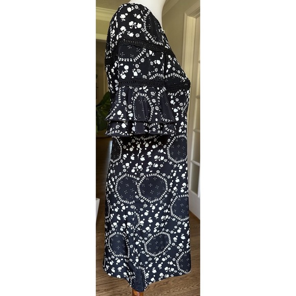 Free People Black White Floral Print Boho Dress Size 2 Ruffle Bell Sleeve - Picture 7 of 9